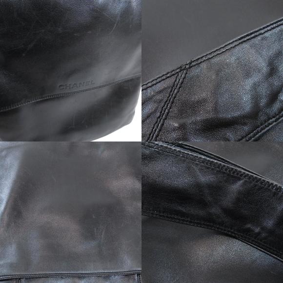 Chanel Logo Gold Hardware Shoulder Bag Calf Black - Picture 8 of 9